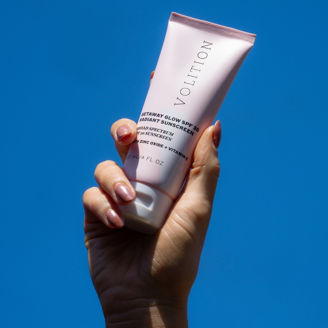 Mineral Sunscreen That Actually Makes Your Skin Glow